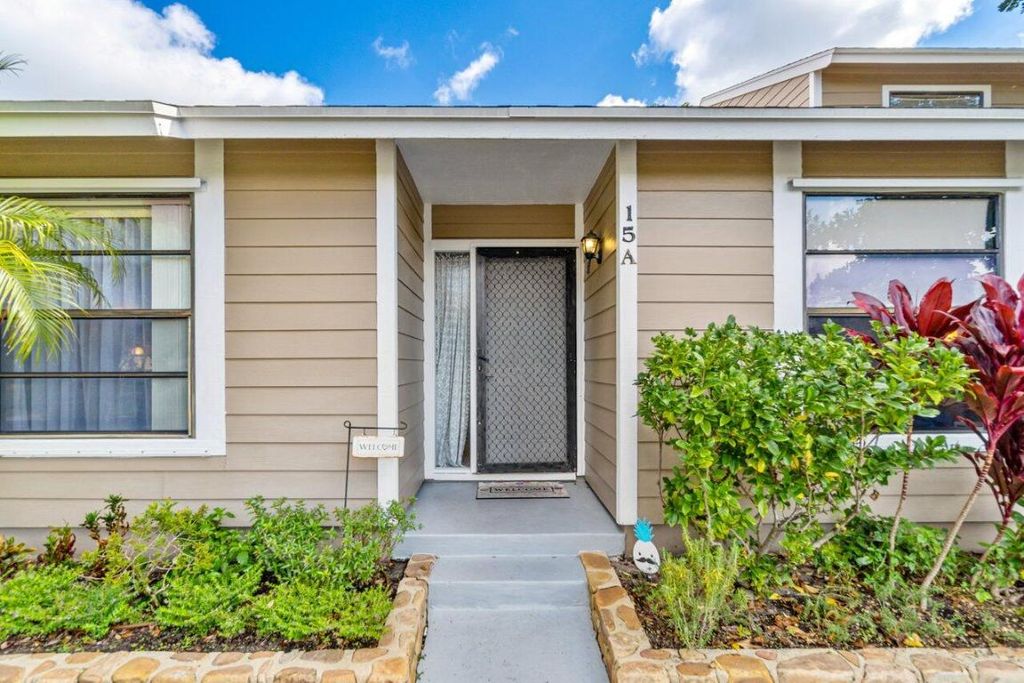 Photo of 701 Stonewood Court #15a, Jupiter, FL 33458 (MLS # R10951562)