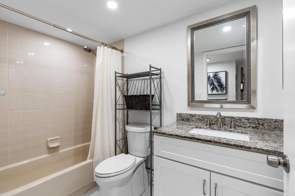 WITNEY C CONDO - Residential