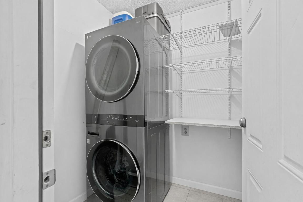 WITNEY C CONDO - Residential