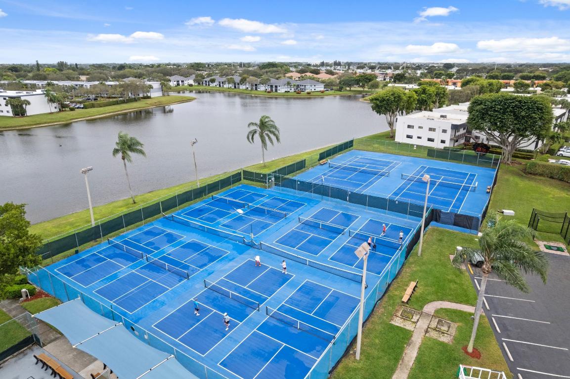 WITNEY C CONDO - Residential