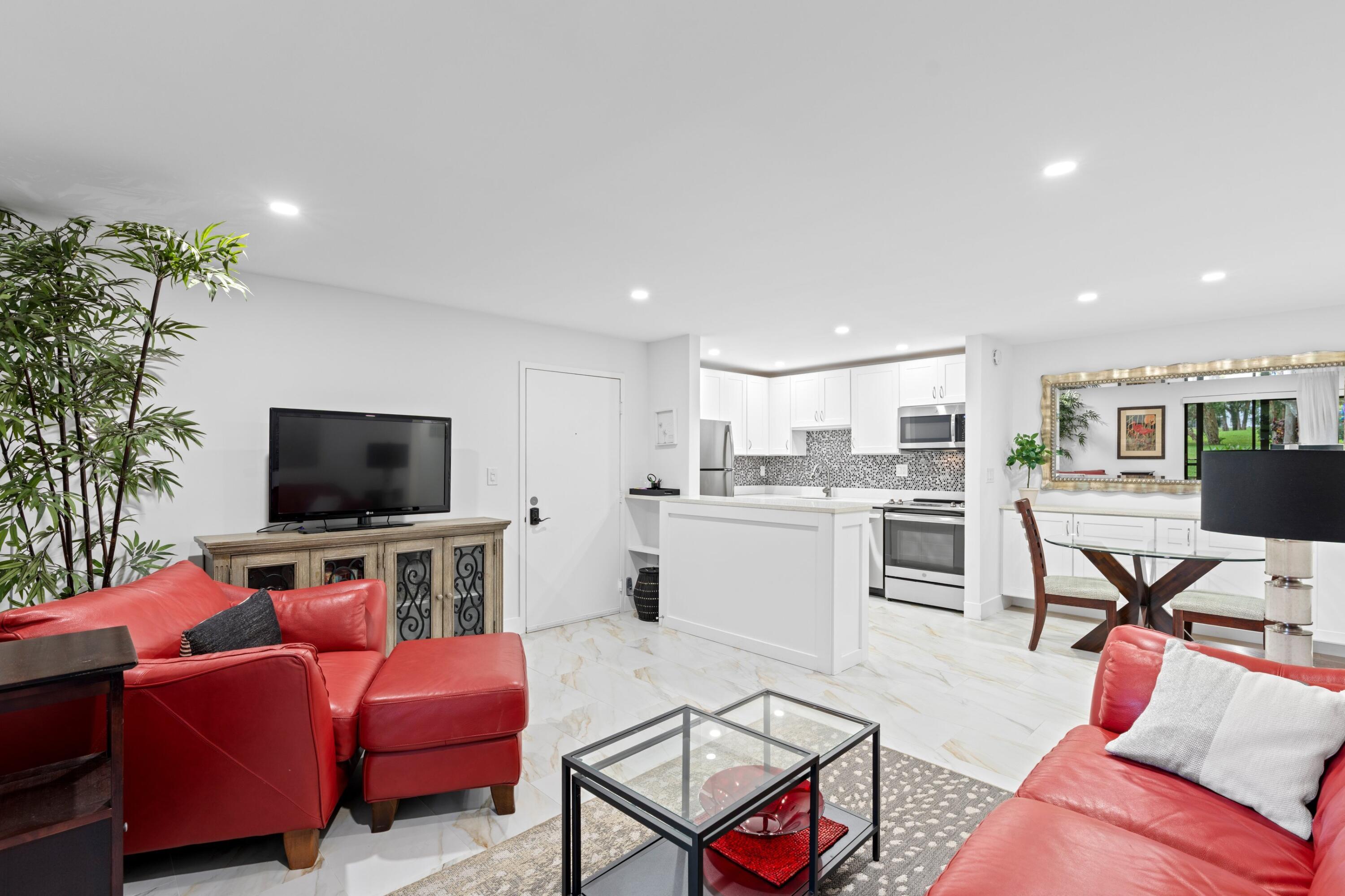 15449 Lakes Of Delray Boulevard 102