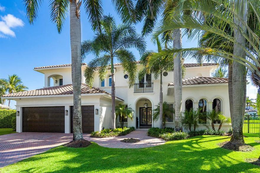 This spectacular remodeled perfect family residence is sited on an amazing .39+/- acre, private, pie-shaped, lakefront, cul-de-sac lot offering expansive water views and a huge family-friendly backyard with oversize resort-style pool and expanded oversized loggia with summer kitchen, perfect for entertaining and year-round outdoor living.