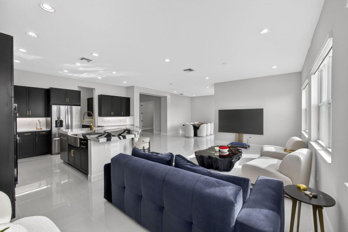 PINES OF WESTLAKE - Residential