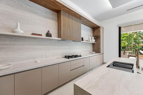 Tiny photo for 499 NE 4th Street, Boca Raton, FL 33432 (MLS # R11114968)