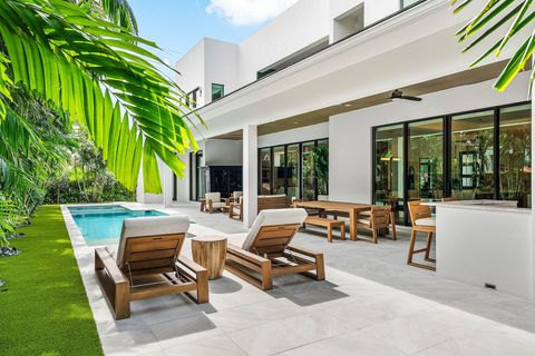 Tiny photo for 499 NE 4th Street, Boca Raton, FL 33432 (MLS # R11114968)