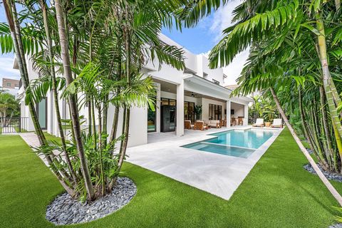 Tiny photo for 499 NE 4th Street, Boca Raton, FL 33432 (MLS # R11114968)