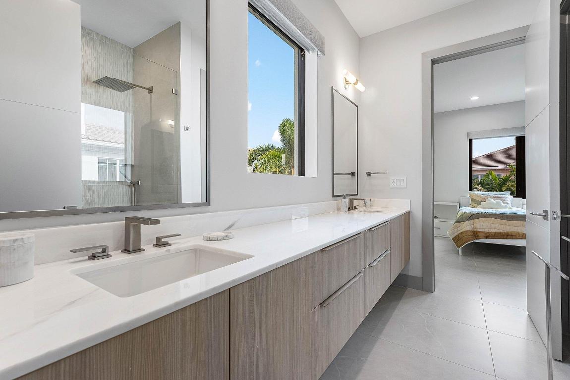 BOCA VILLAS SEC B - Residential