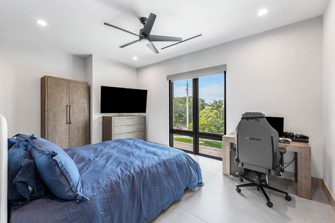 Tiny photo for 499 NE 4th Street, Boca Raton, FL 33432 (MLS # R11114968)