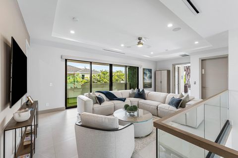 Tiny photo for 499 NE 4th Street, Boca Raton, FL 33432 (MLS # R11114968)