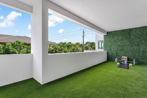 Tiny photo for 499 NE 4th Street, Boca Raton, FL 33432 (MLS # R11114968)