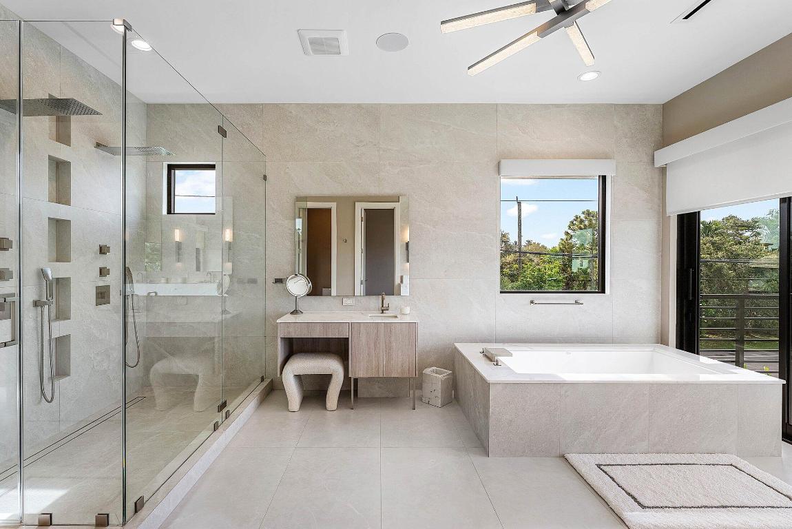 BOCA VILLAS SEC B - Residential