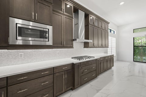 Tiny photo for 9264 Porto Way, Parkland, FL 33076 (MLS # B26075770)