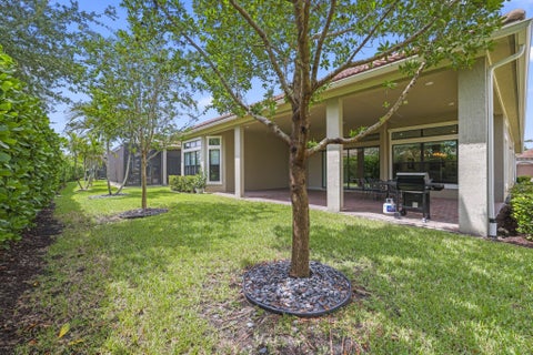Tiny photo for 9264 Porto Way, Parkland, FL 33076 (MLS # B26075770)