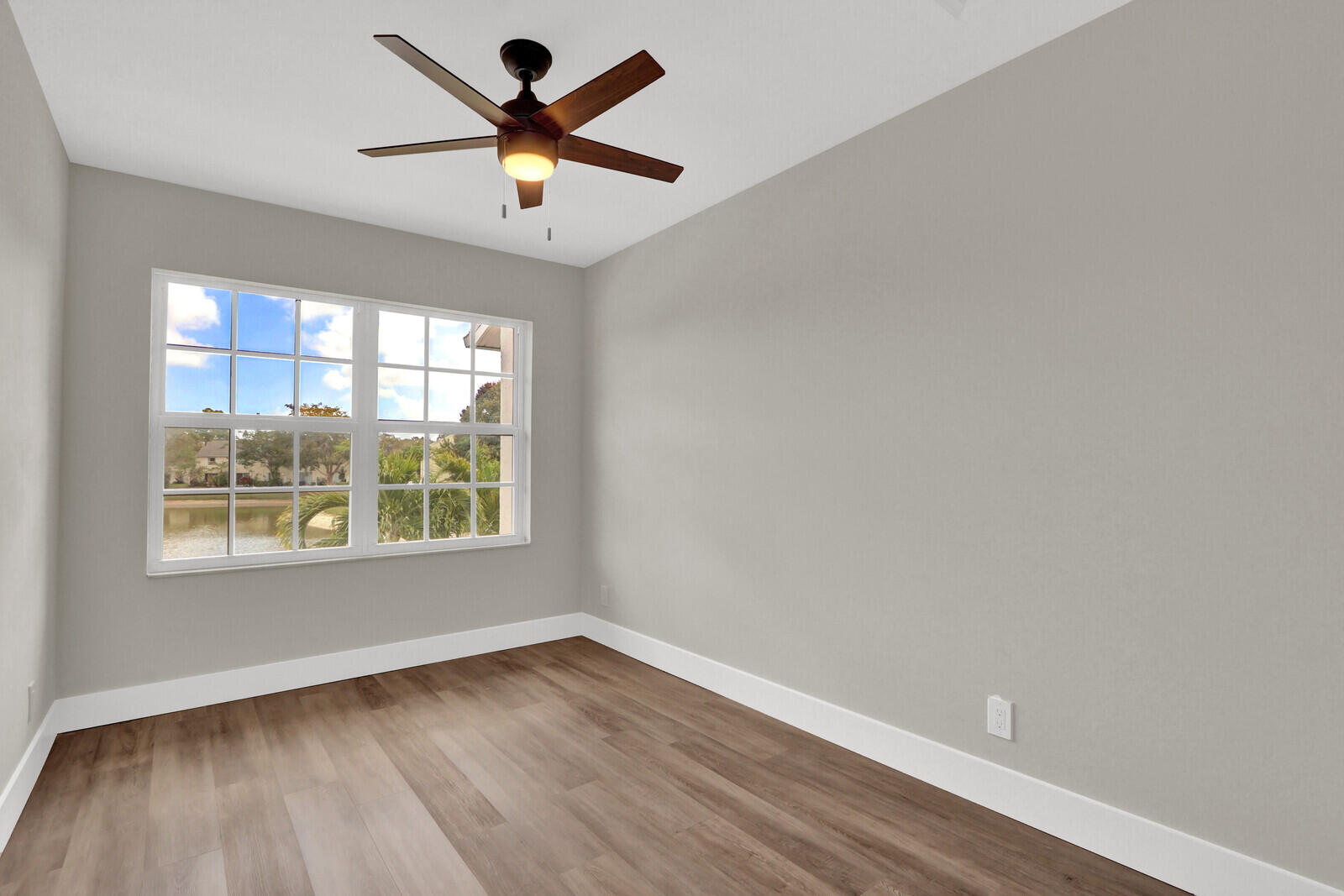 Charter Club of Palm Beach - Residential