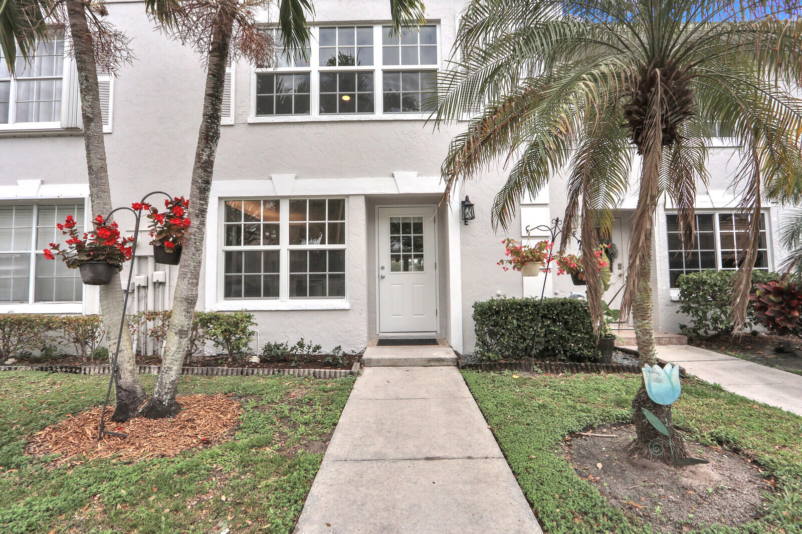 Charter Club of Palm Beach - Residential