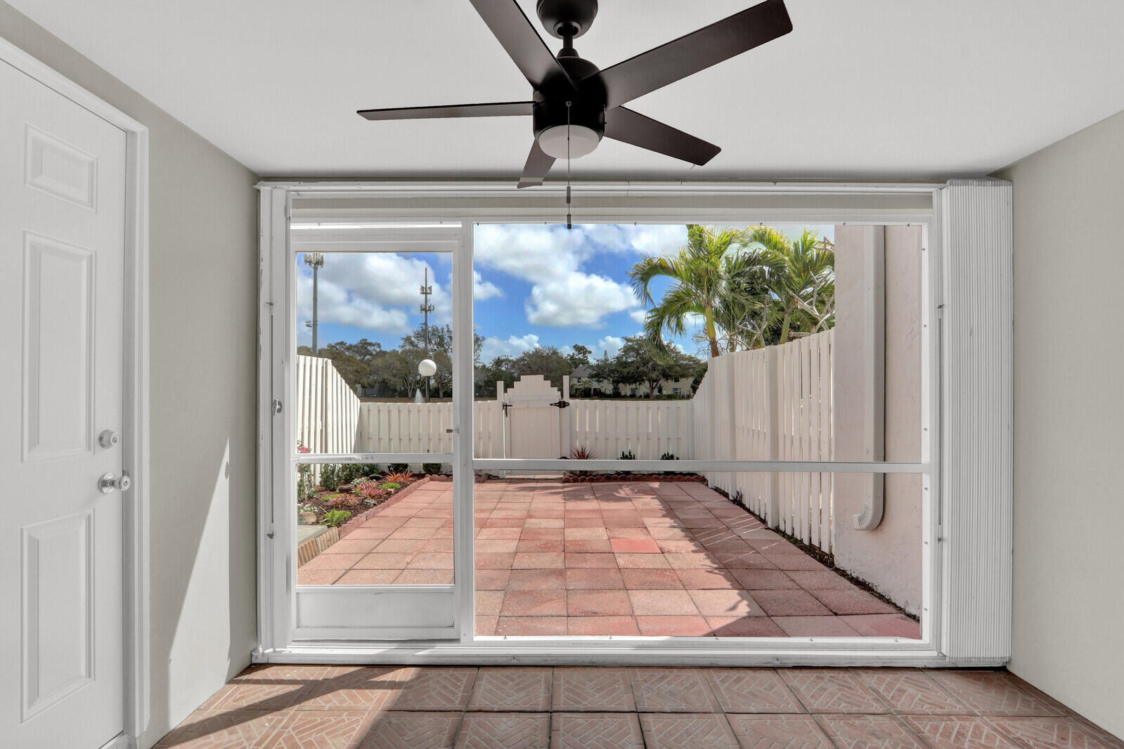 Charter Club of Palm Beach - Residential