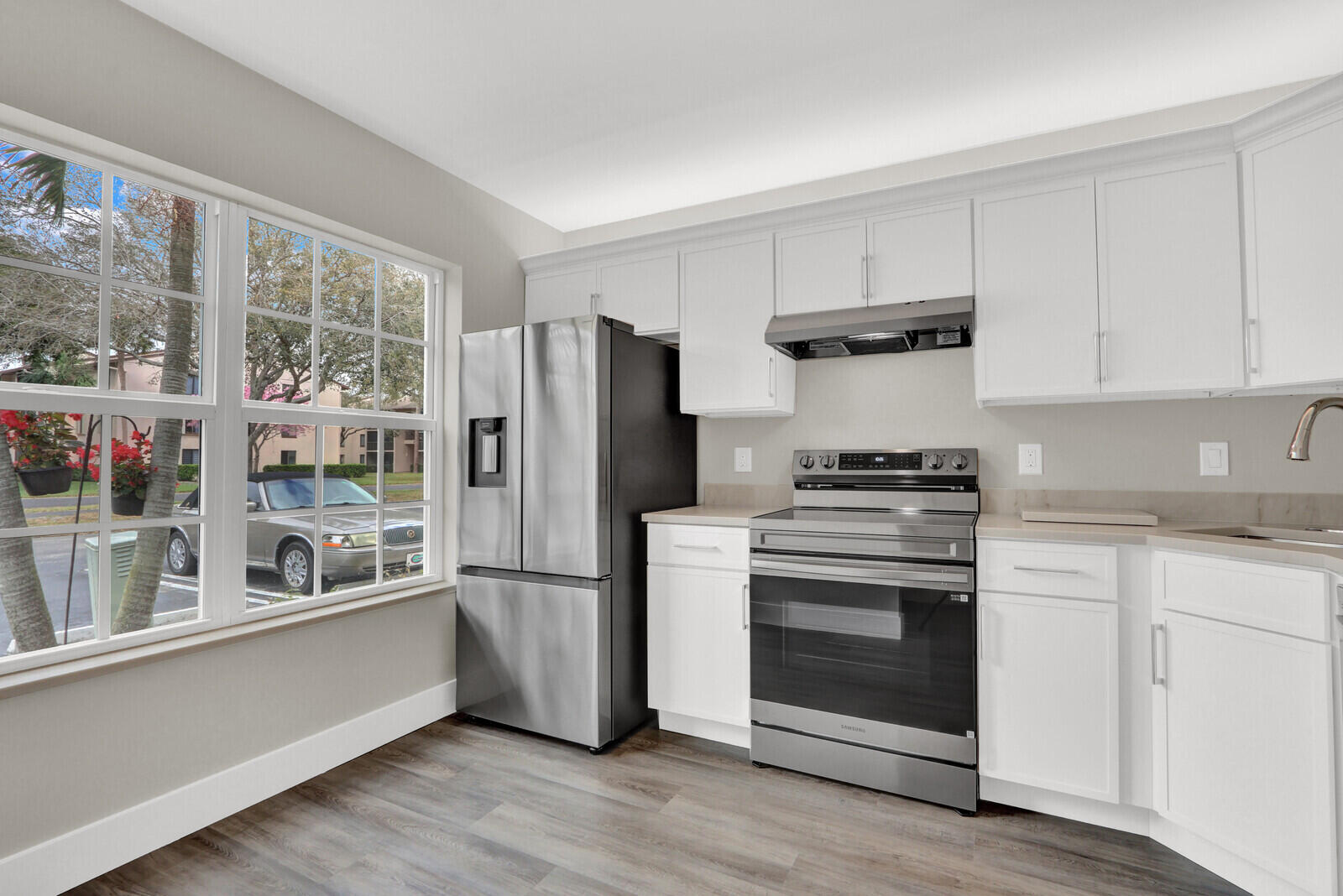 Charter Club of Palm Beach - Residential