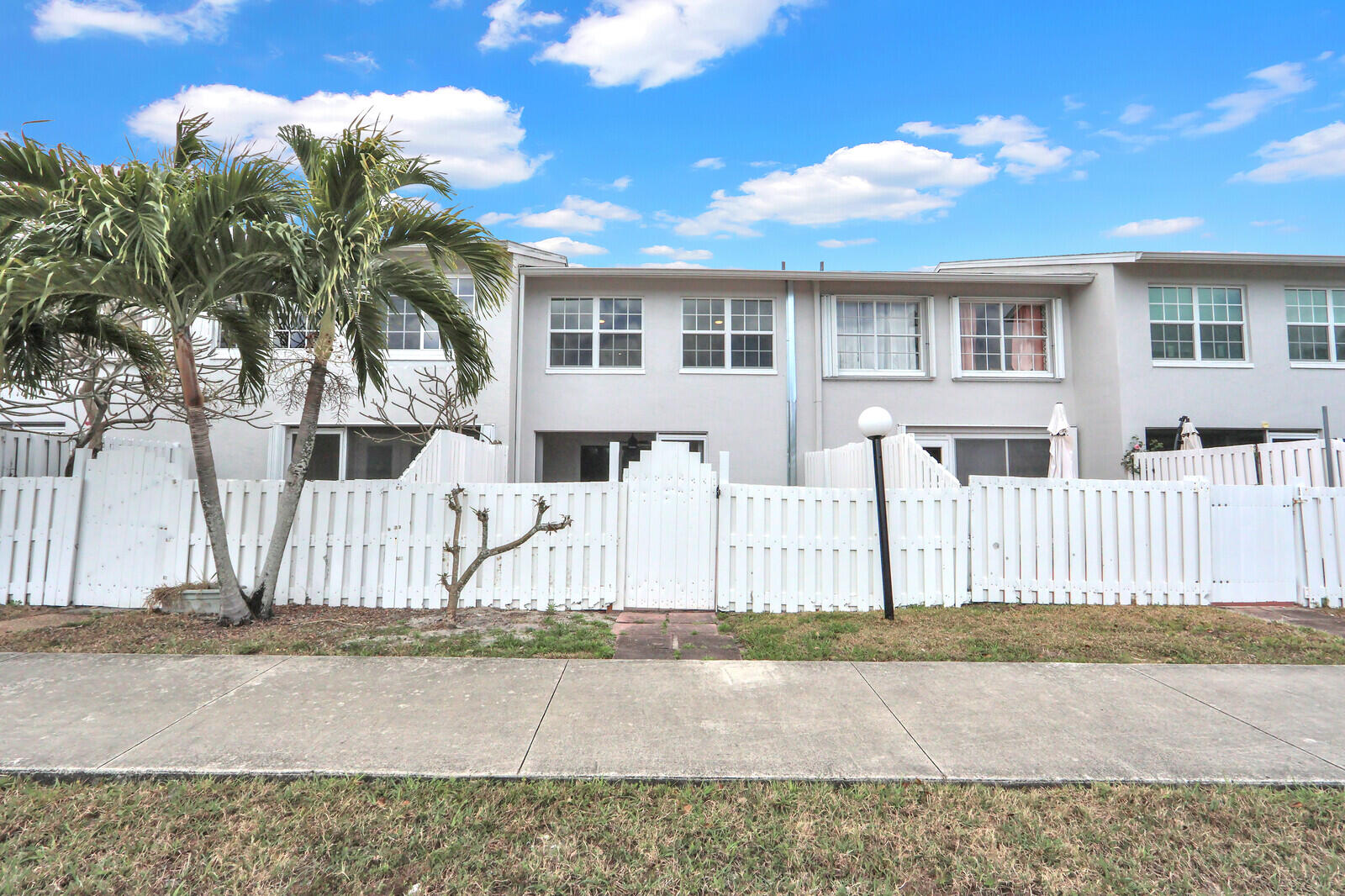 Charter Club of Palm Beach - Residential