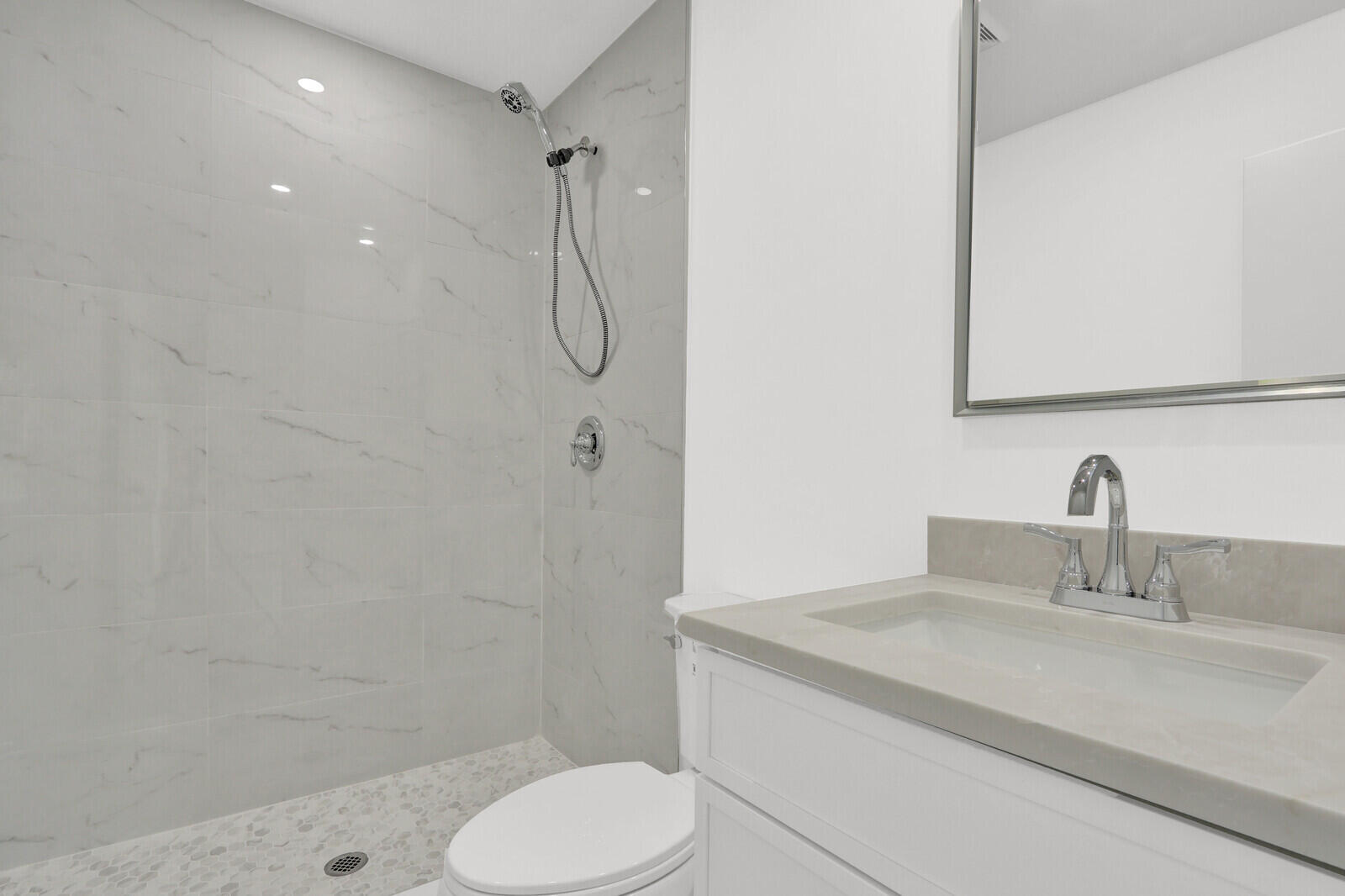 Charter Club of Palm Beach - Residential