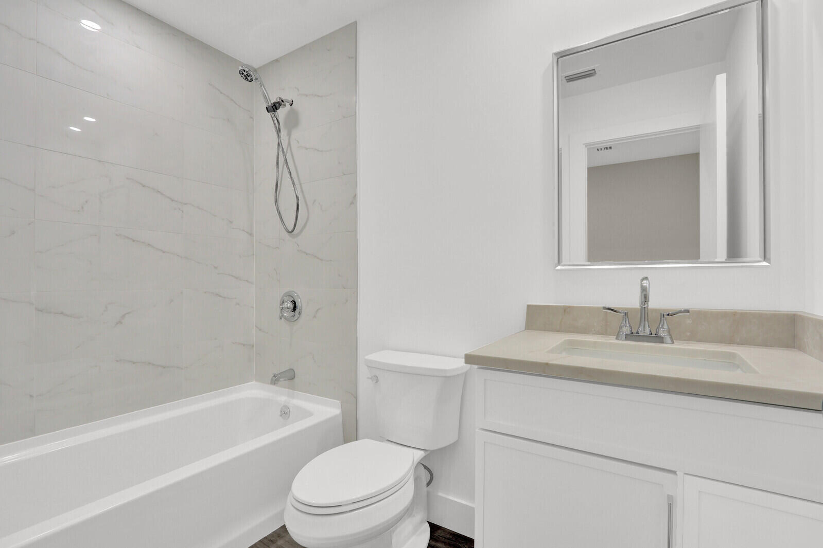 Charter Club of Palm Beach - Residential