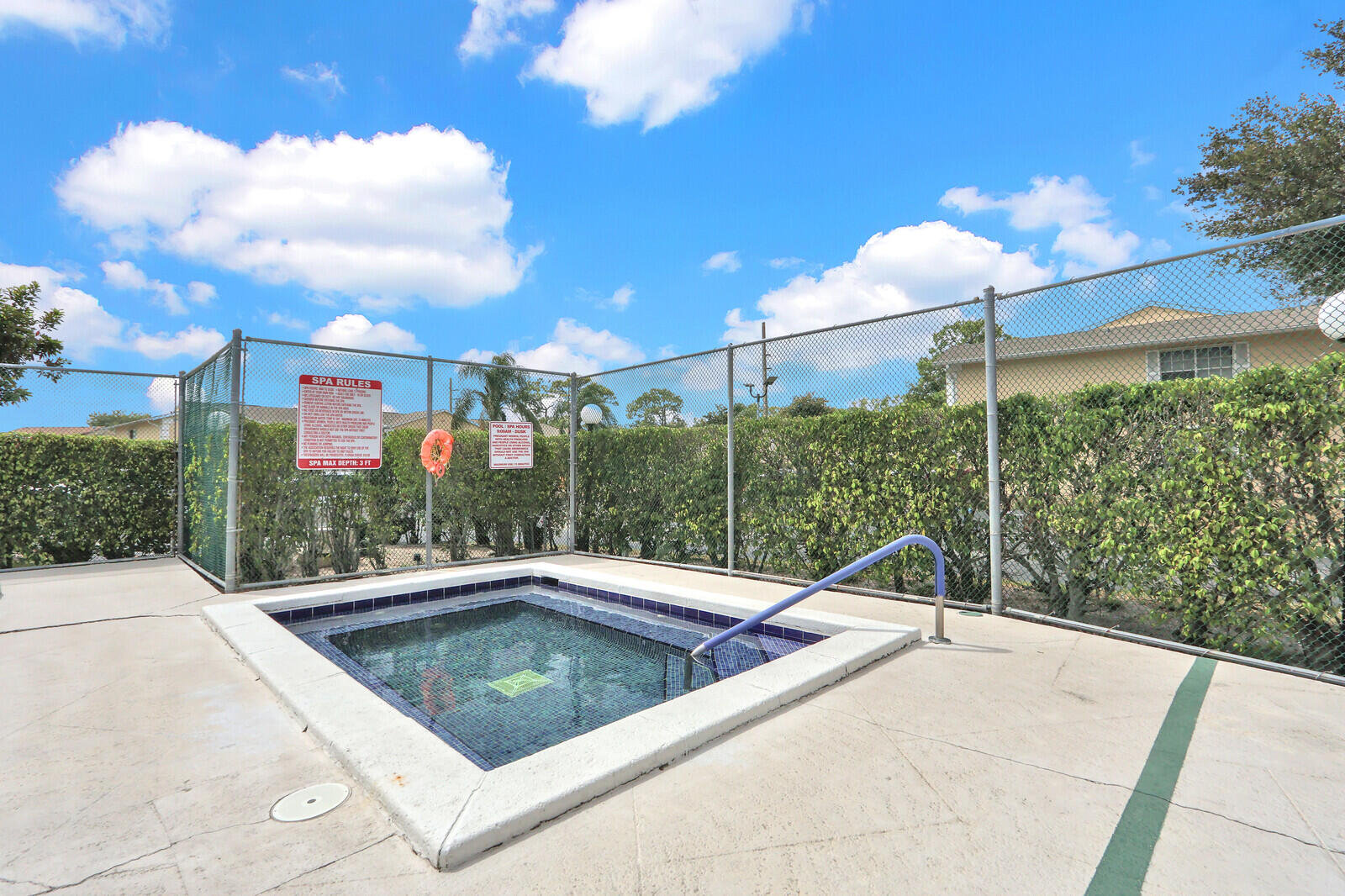 Charter Club of Palm Beach - Residential