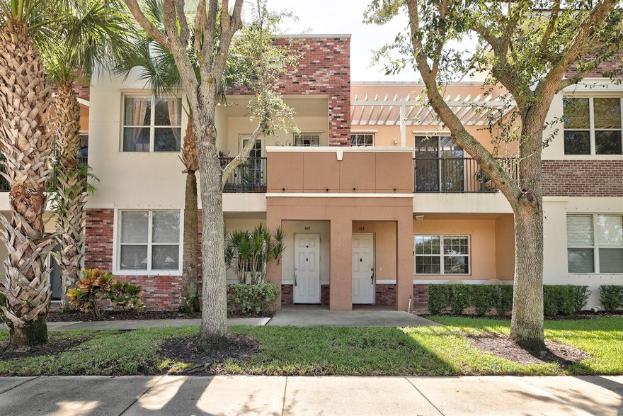 AMAZING FIRST FLOOR UNIT. LIVE THE LIFE IN THE HEART OF TRADITION. MONTHLY HOA FEE IS $604.42. INCLUDES EXTERIOR MAINTENANCE, CABLE, & INTERNET.