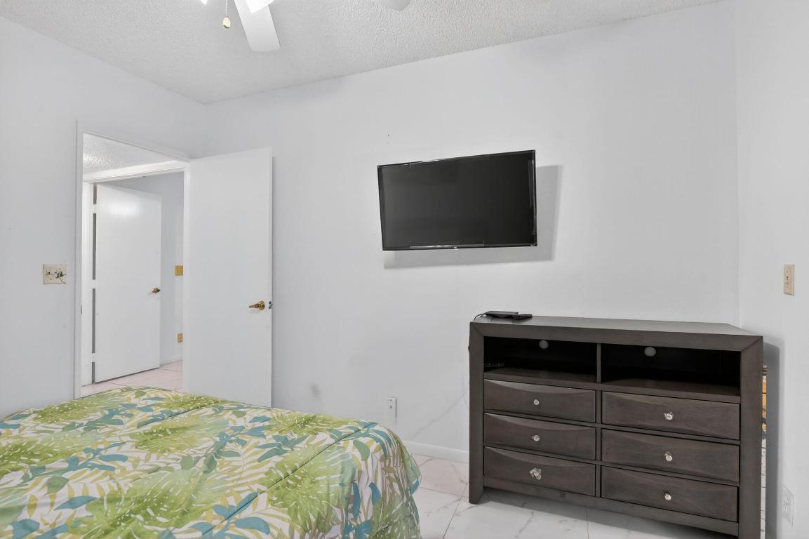 LA MIRADA AT BOCA POINTE CONDOS - Residential Lease