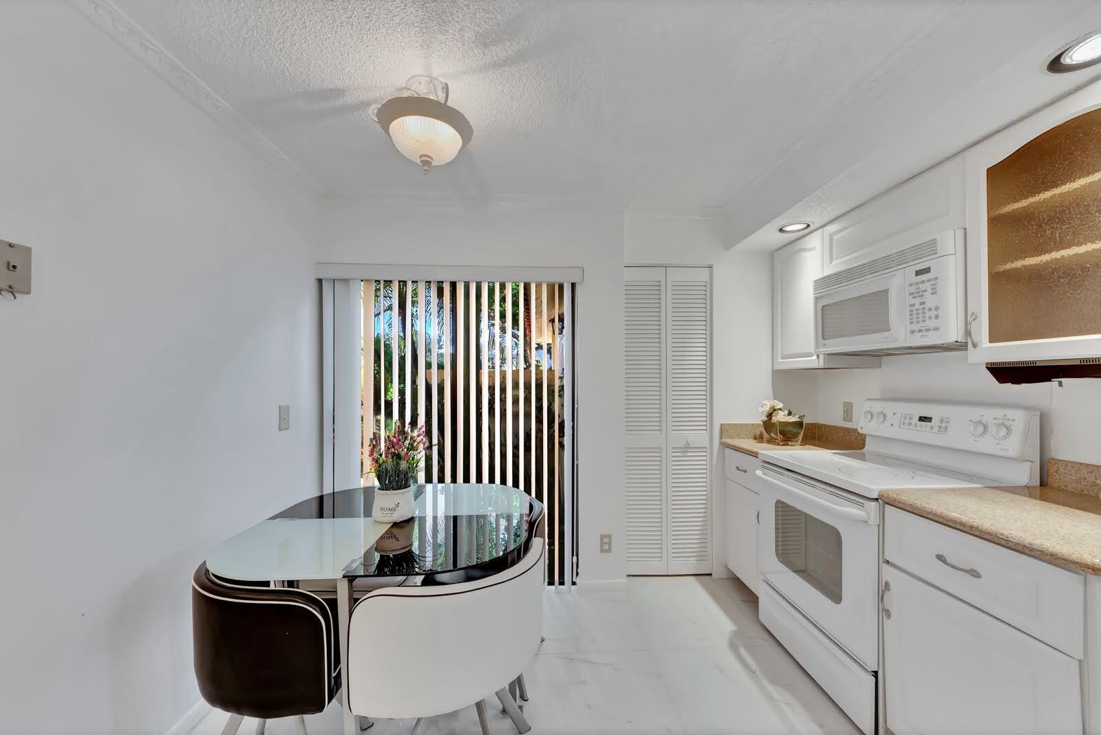 LA MIRADA AT BOCA POINTE - Residential Lease