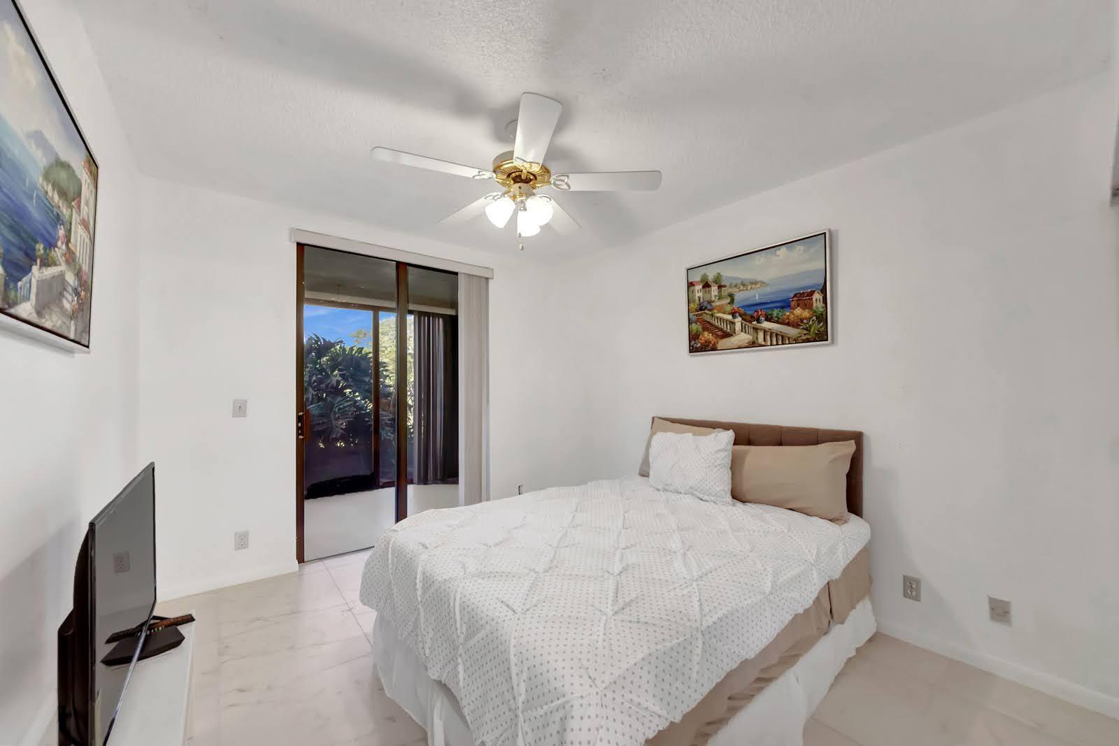 LA MIRADA AT BOCA POINTE - Residential Lease