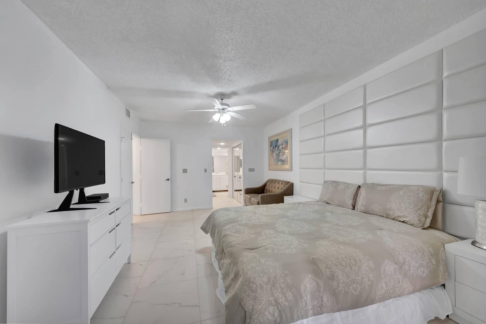 LA MIRADA AT BOCA POINTE - Residential Lease