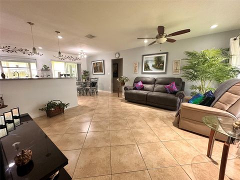 Single Family Residence in Tamarac FL 8209 59th St St.jpg