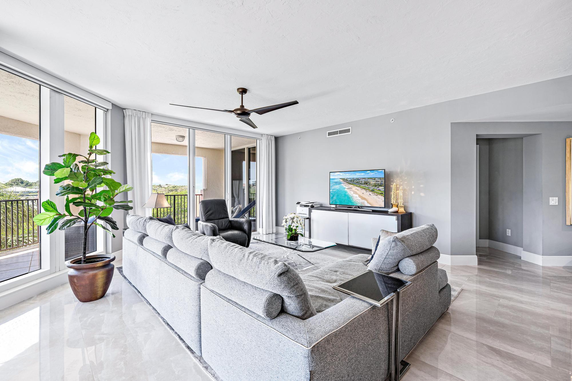 JUPITER YACHT CLUB - Residential