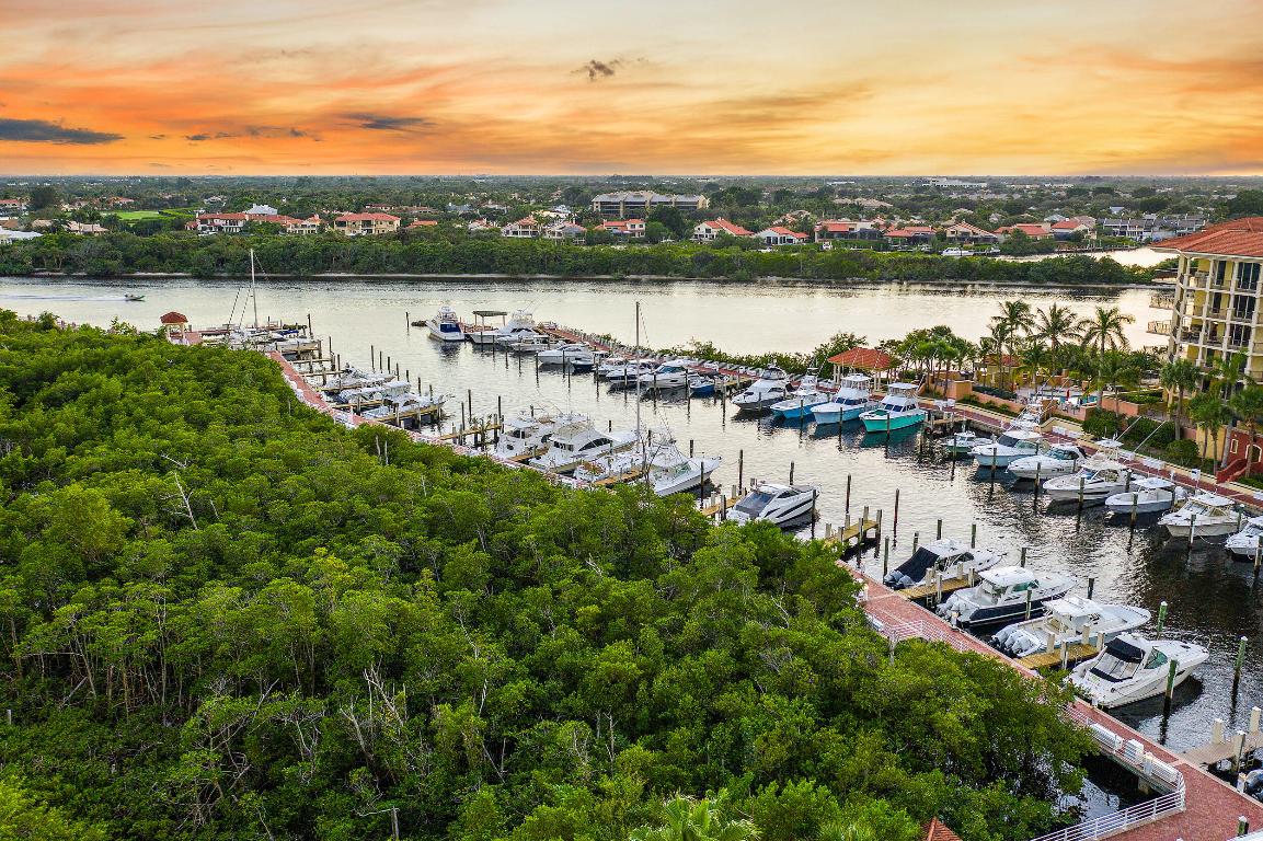 JUPITER YACHT CLUB - Residential