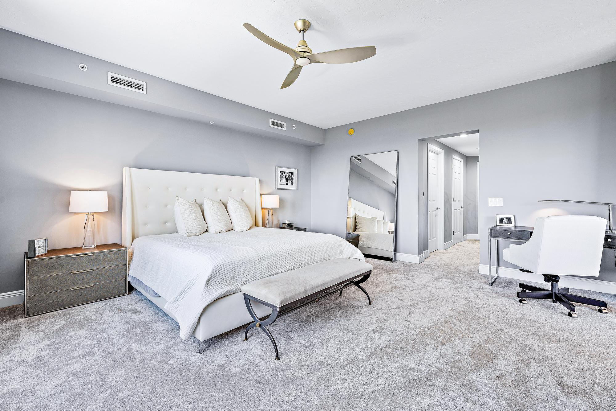 JUPITER YACHT CLUB - Residential