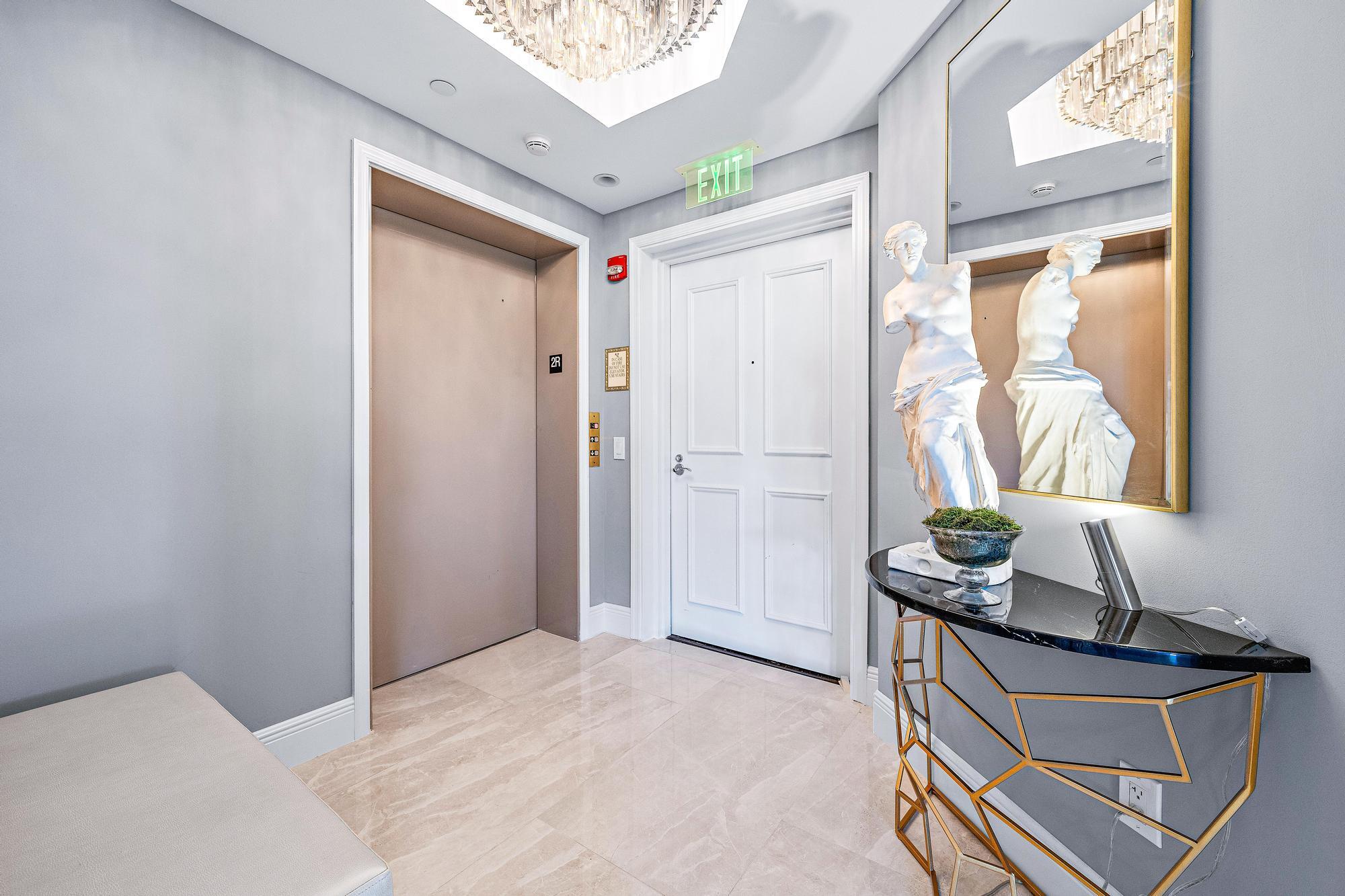 500 S Us Highway 1 201