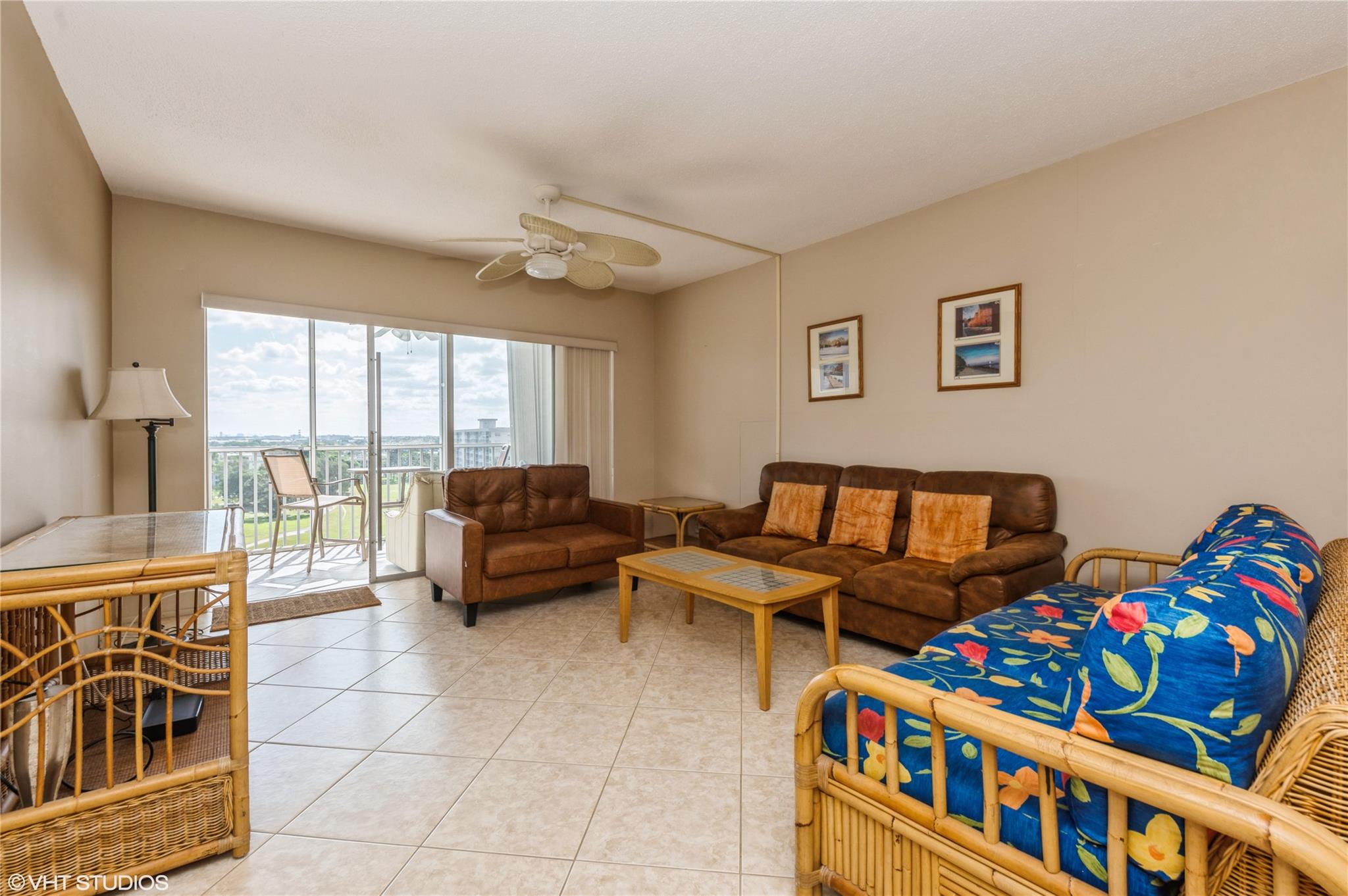 3200 N Palm Aire Dr 904