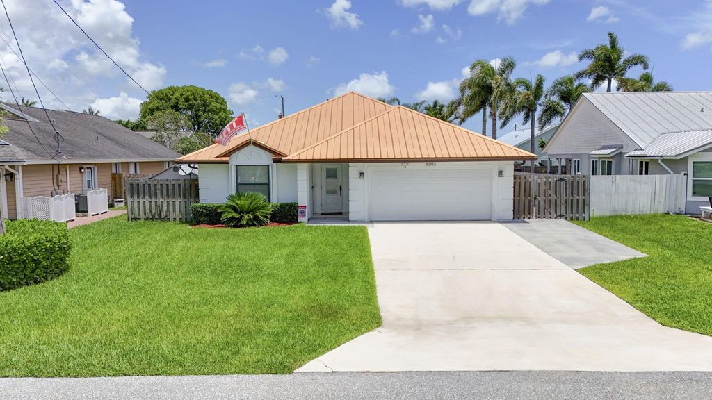 Photo of 6093 Lucerne Street, Jupiter, FL 33458 (MLS # R11099447)
