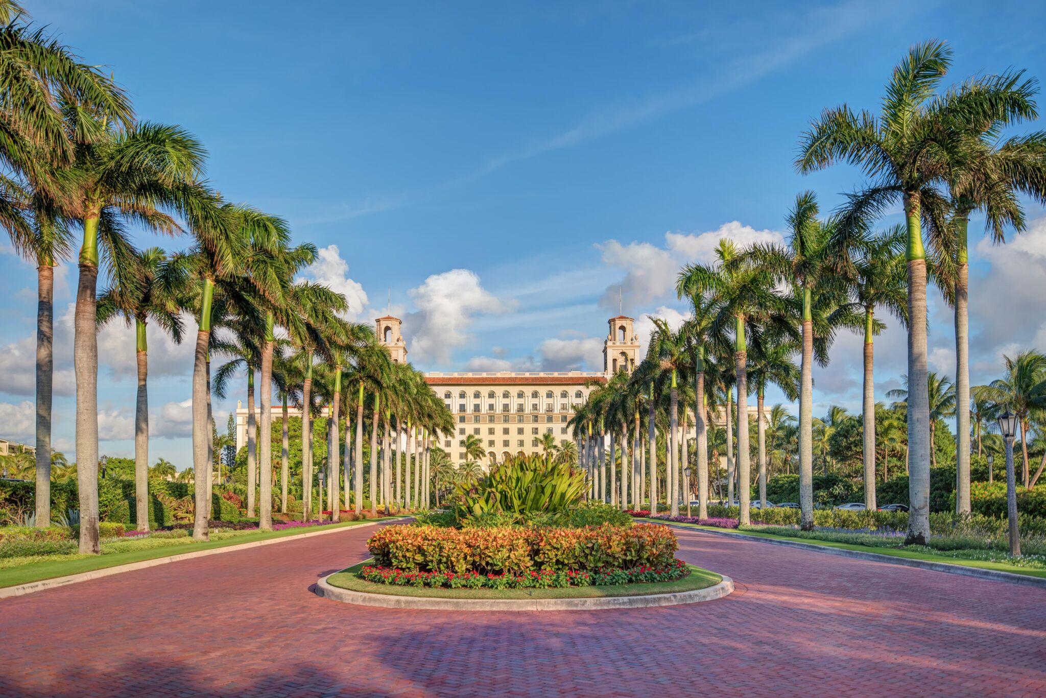 LANDS OF THE PRESIDENT CONDO 8 - Residential