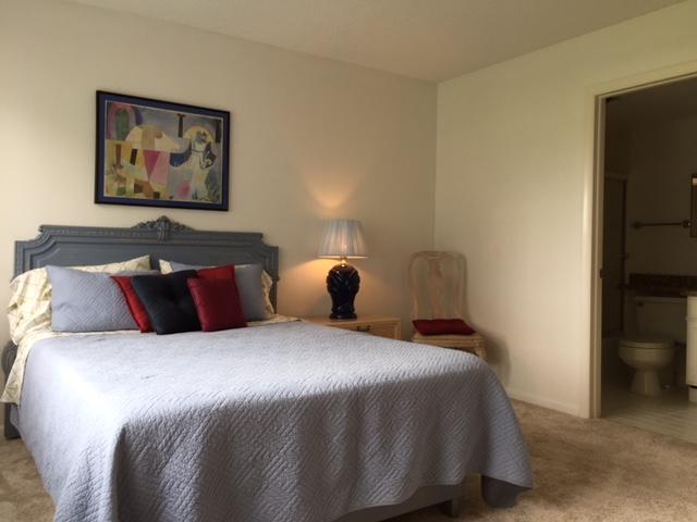 LANDS OF THE PRESIDENT CONDO 8 - Residential