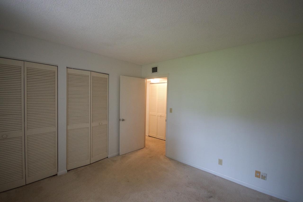 LANDS OF THE PRESIDENT CONDO 8 - Residential