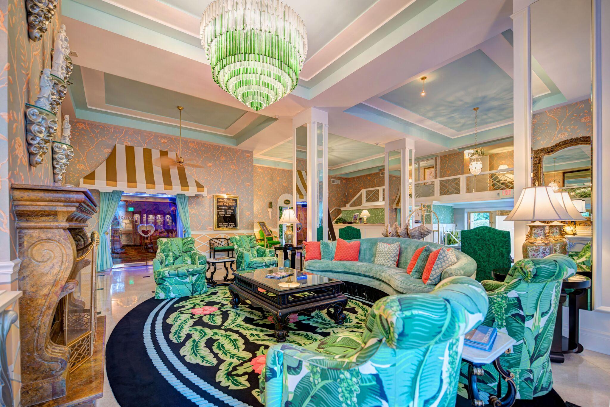 LANDS OF THE PRESIDENT CONDO 8 - Residential