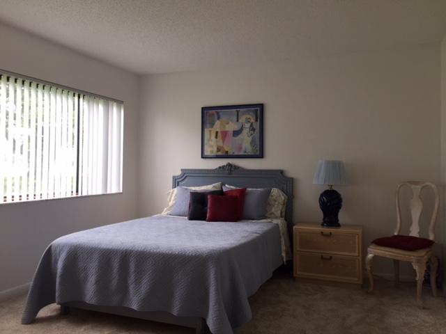 LANDS OF THE PRESIDENT CONDO 8 - Residential