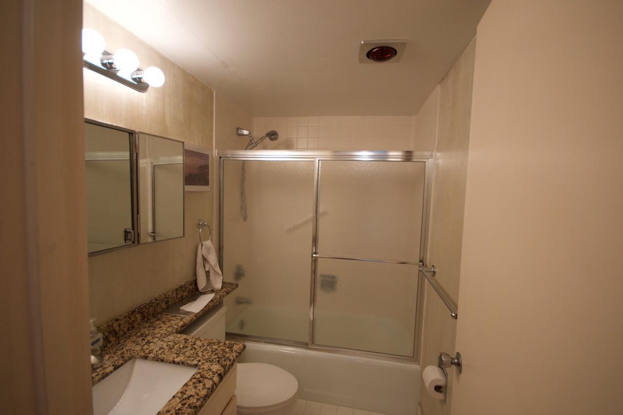 LANDS OF THE PRESIDENT CONDO 8 - Residential