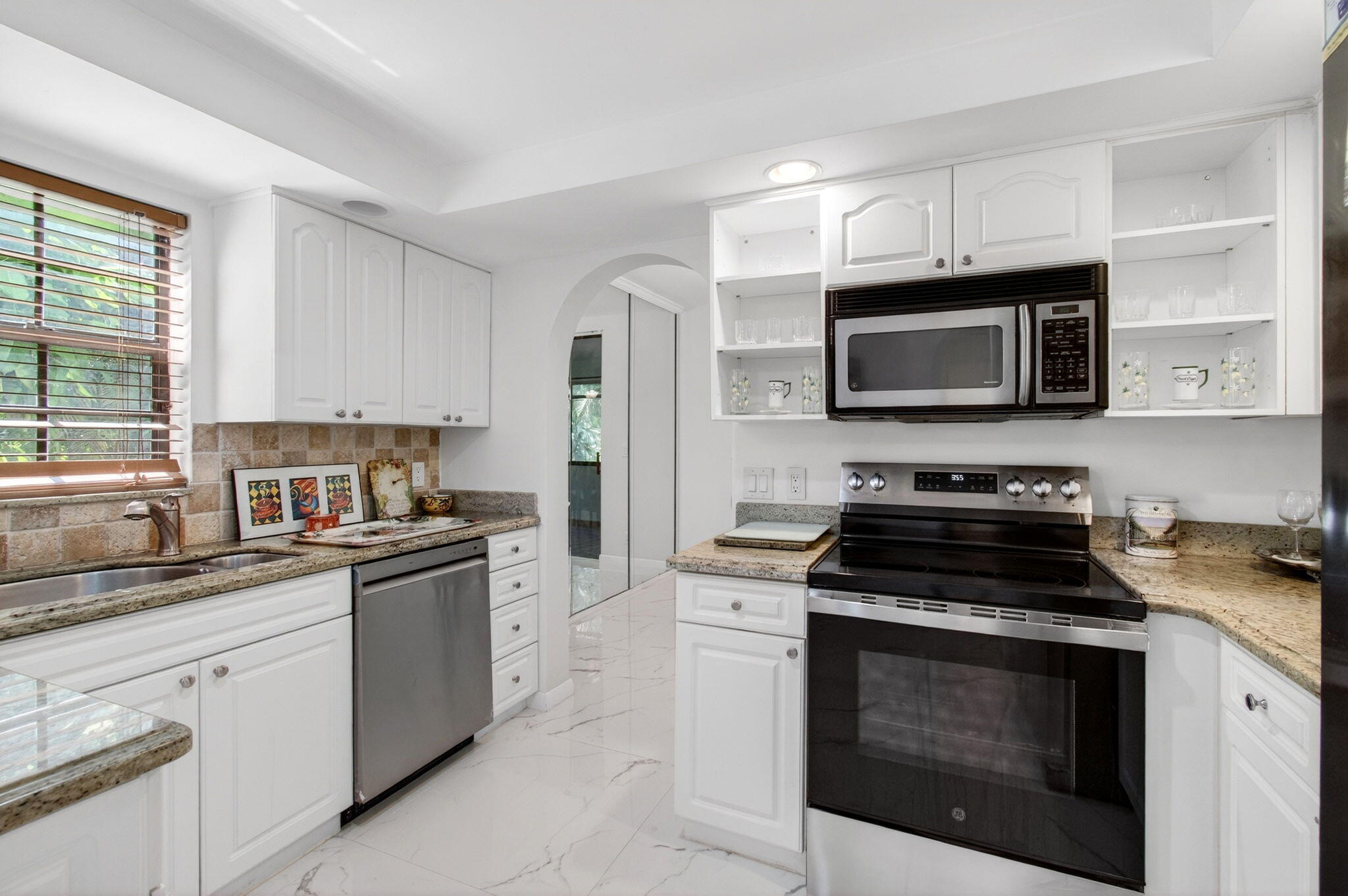 LA MIRADA AT BOCA POINTE - Residential Lease