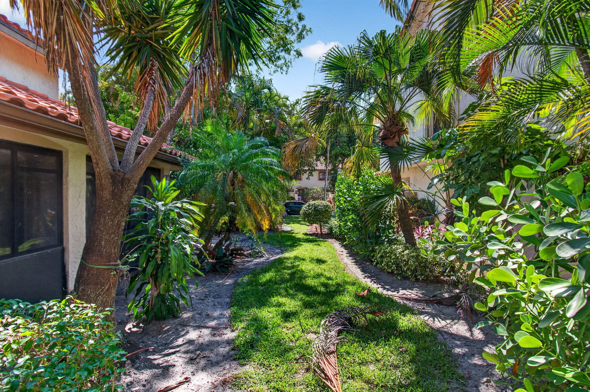 LA MIRADA AT BOCA POINTE - Residential Lease