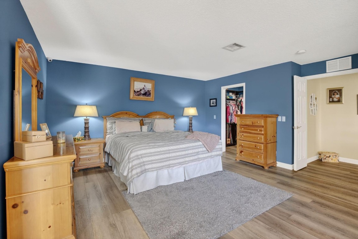 Jacaranda Lakes Sec 2 95- - Residential