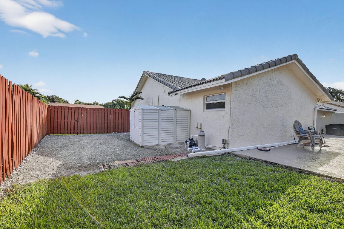 Jacaranda Lakes Sec 2 95- - Residential