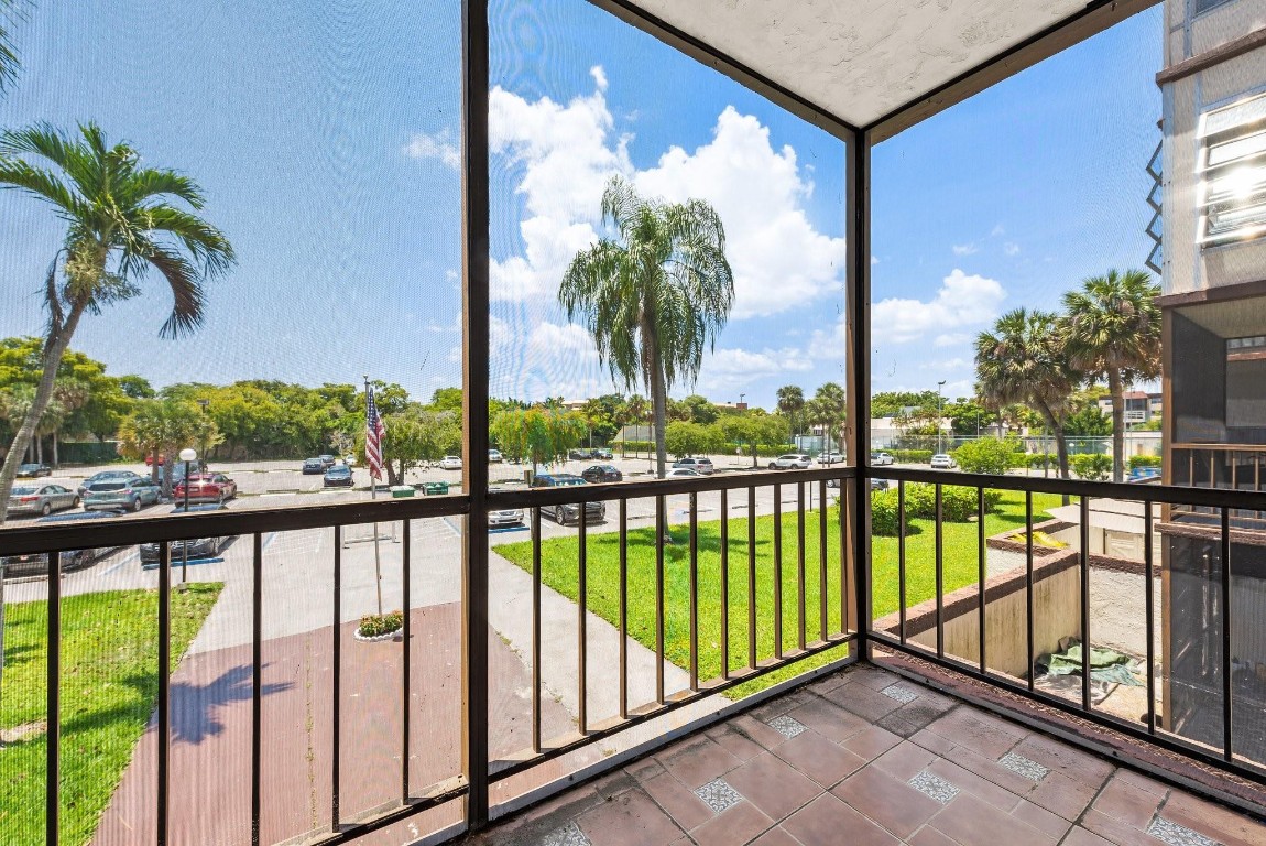 Omega Condo - Residential