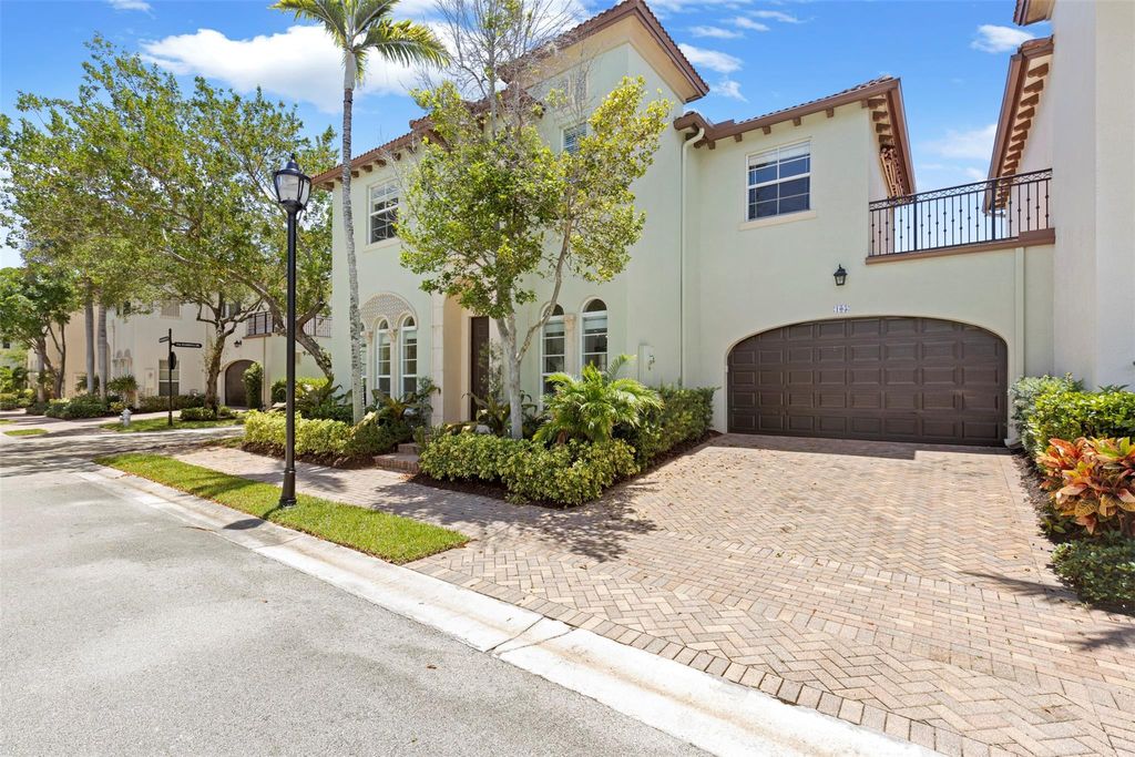 Photo of 105 Via Floresta Drive, Boca Raton, FL 33487 (MLS # F10484774)
