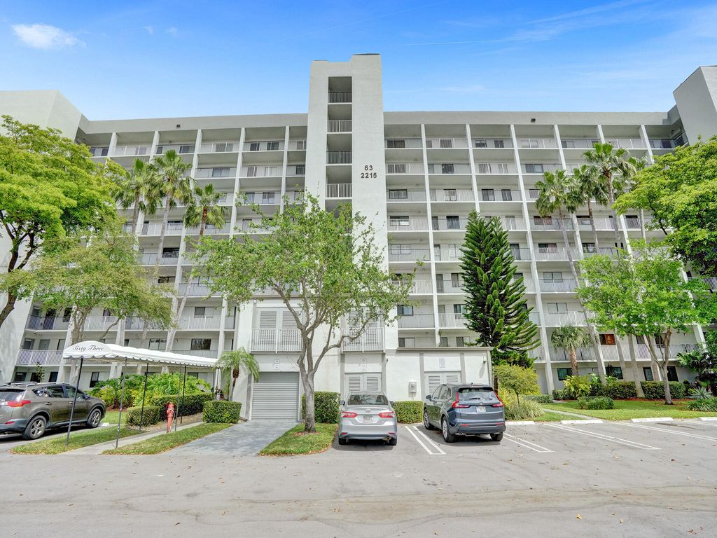 Photo of 2215 Cypress Island Drive #507, Pompano Beach, FL 33069 (MLS # R10971332)